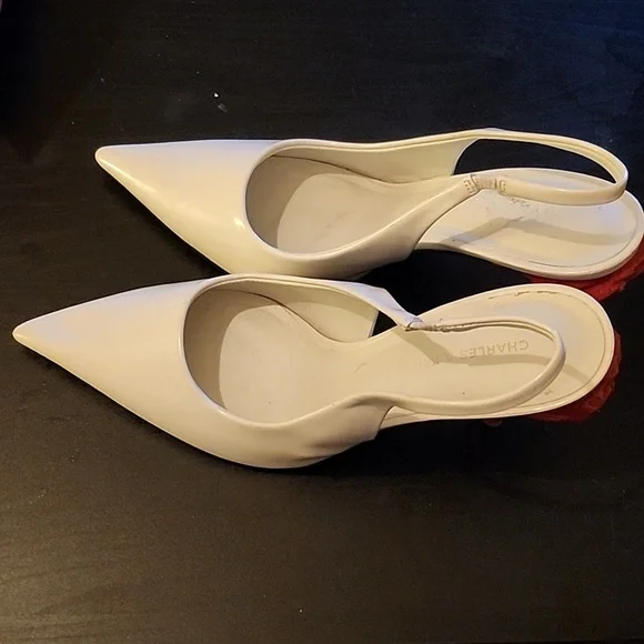 Elegant Cream Slingback Charlws And Keith Heels With Rose - Picture 2 of 4